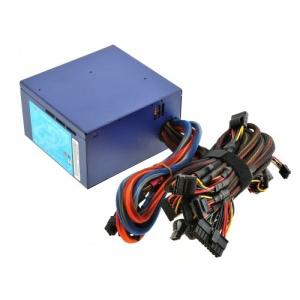   FSP Group Epsilon 80PLUS 900W Blue