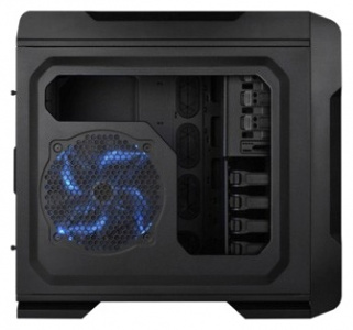    Thermaltake Chaser A71 VP400M1W2N Black