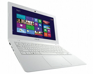  ASUS X200LA-CT002H, White