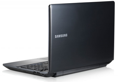  Samsung 300E5C (300E5C-S0HRU) Black