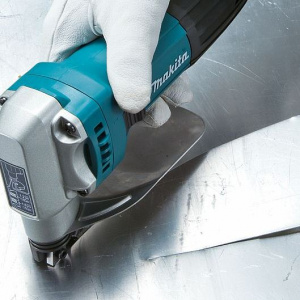    Makita JS1602