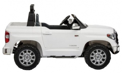    RiverToys Toyota Tundra (JJ2255) white - 