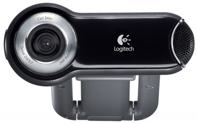   - Logitech QuickCam Pro 9000 - 