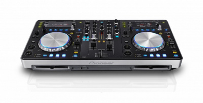   CD- Pioneer XDJ-R1 - 