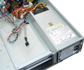    Compucase S207L-U04-FSP600 600W