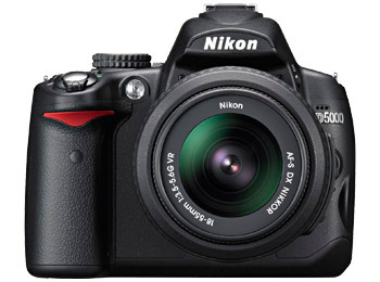     Nikon D5000 Kit - 