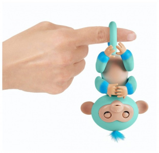     WowWee Fingerlings    light blue - 