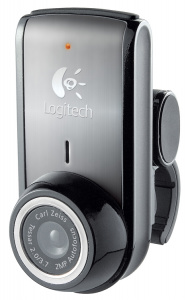   - Logitech Portable Webcam B905 - 