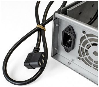 ������ ��������� ExeGate Pro 2U660-HS06 (RM 19", �=2U, �=660, ��� ��, 6xHotSwap, USB)