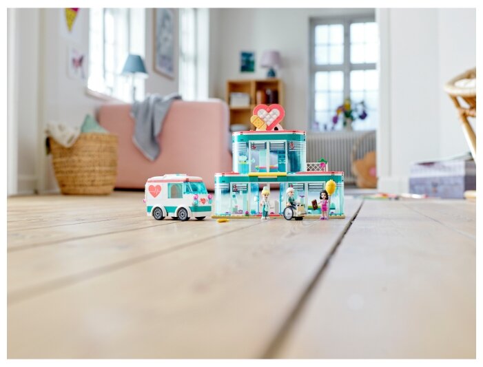 Lego friends hospital 41394 sale