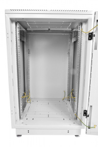���� �������������� ��� ���-�-18.6.8-1��� 18U (600x800)