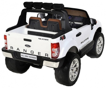    RiverToys New Ford Ranger 4WD white - 