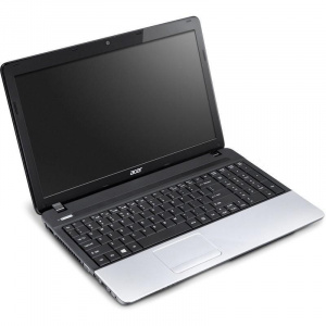  Acer TravelMate P253-E-20204G32Mnks (NX.V7XER.001) Black