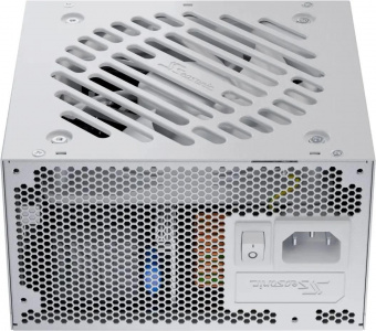 ���� ������� Seasonic ATX 750W Core GX-750 (CORE (V3) GX-750) �����, 80+ gold 24pin APFC 120mm fan