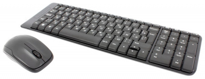    +  Logitech MK220 - 