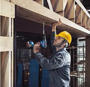 �����-���������� �������������� Bosch GSR 18V-50 + L