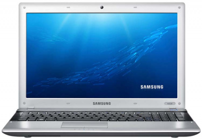  Samsung RV520-S08