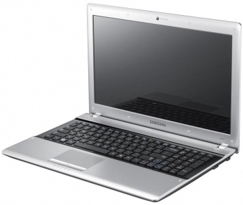 ������� Samsung RV520-S09