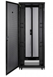   APC NetShelter SV 42U AR2400