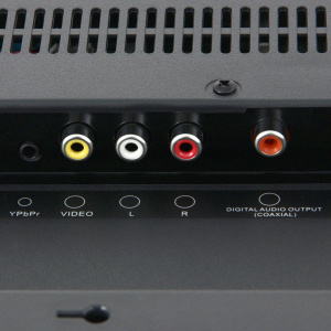 - Haier LE32B8000T